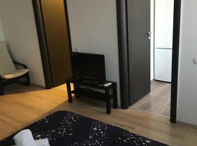 Anca House * Βουκουρέστι